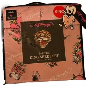 💀 Ed Hardy 6 Piece Pink King Sheet Set